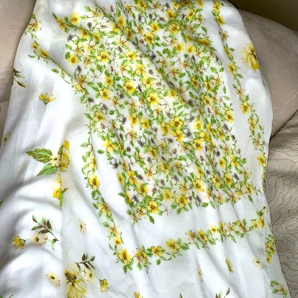 Cute yellow white floral long maxi sleeveless dress size Medium - Picture 4 of 7